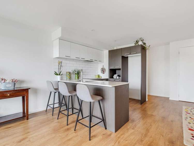 304/25 Bute Road_0