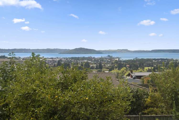 25 Kerswell Terrace Tihiotonga_29