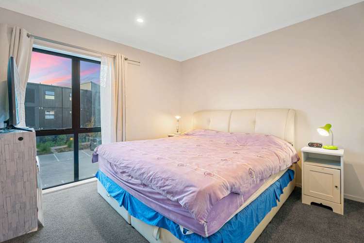 6 Shortfin Place Flat Bush_9