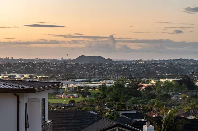 45 Armstrong Farm Drive East Tamaki Heights_39