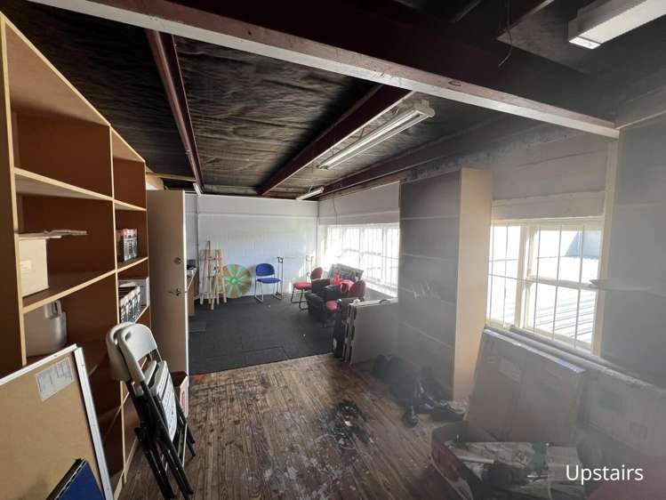 5 Lyttelton Avenue Porirua_13