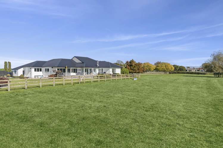 397 Grasslands Drive Cambridge_20