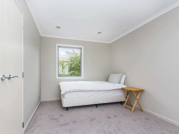 21/36 Dee Street Island Bay_14