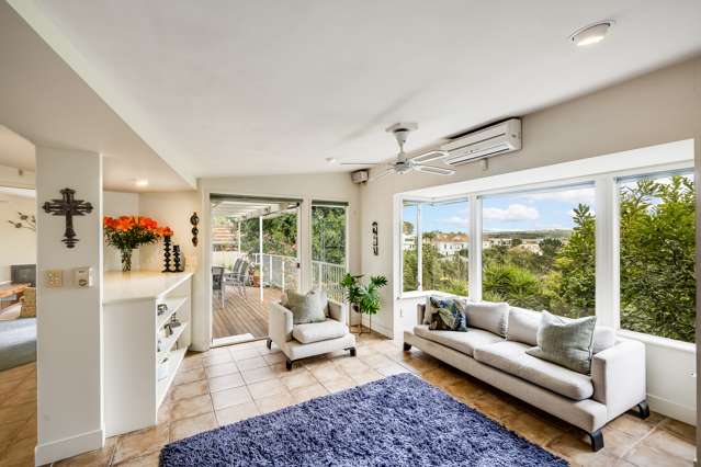 Prime hill location – serious sellers