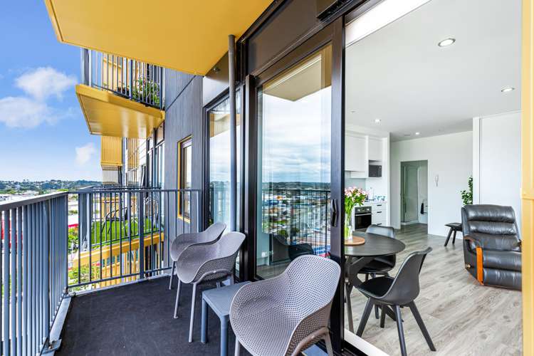 1010/20 Mccrae Way New Lynn_10