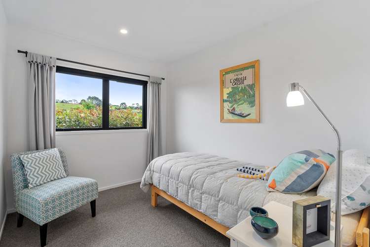 6 Laly Haddon Place Matakana_12