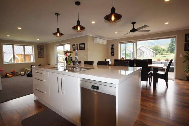 3 Tennyson Close Hanmer Springs_9