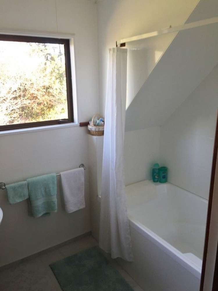 311 Opunake Road Cardiff_23