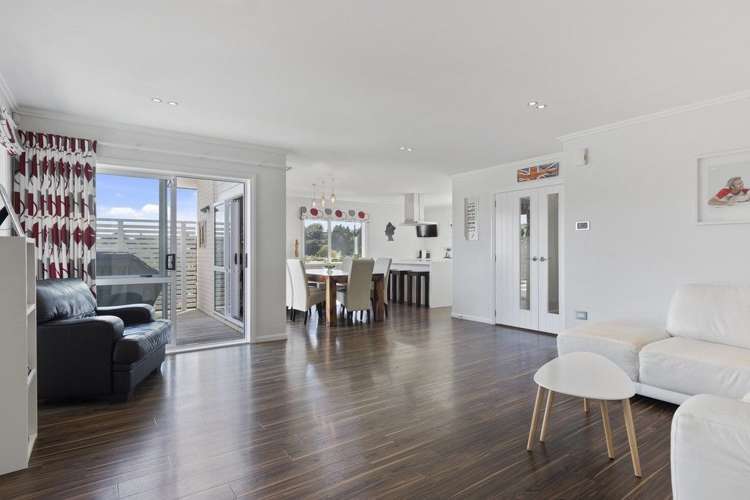 14 Te Otinga Place Pyes Pa_1