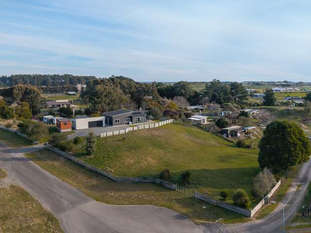 Modern Living With Country Calm