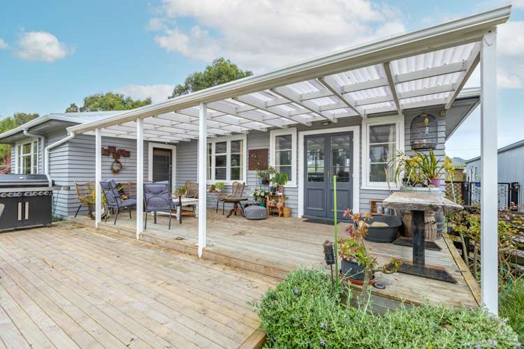 314 White Road Waipawa_0