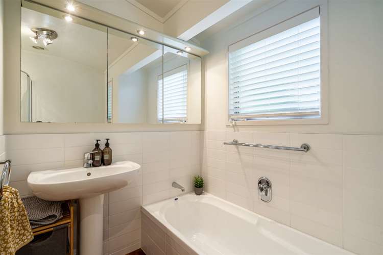 1/52 Norwood Road Bayswater_24