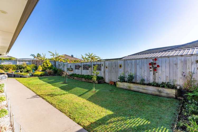 17 Olney Court One Tree Point_28