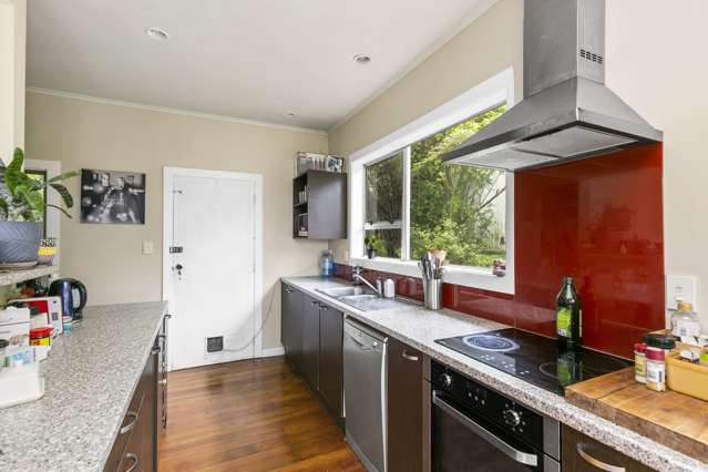 18a Fraser Avenue Johnsonville_3