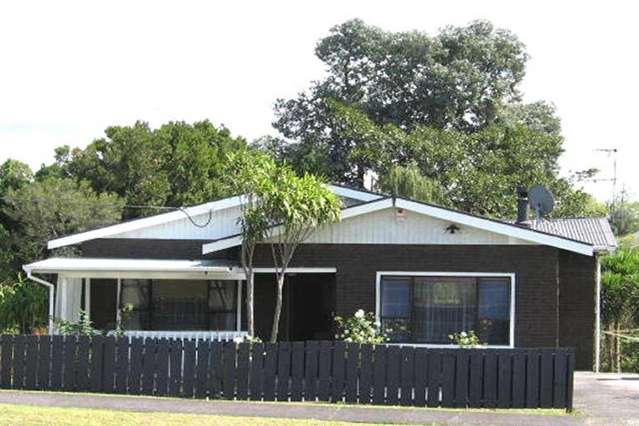 11 Hutchinson ave,new lynn