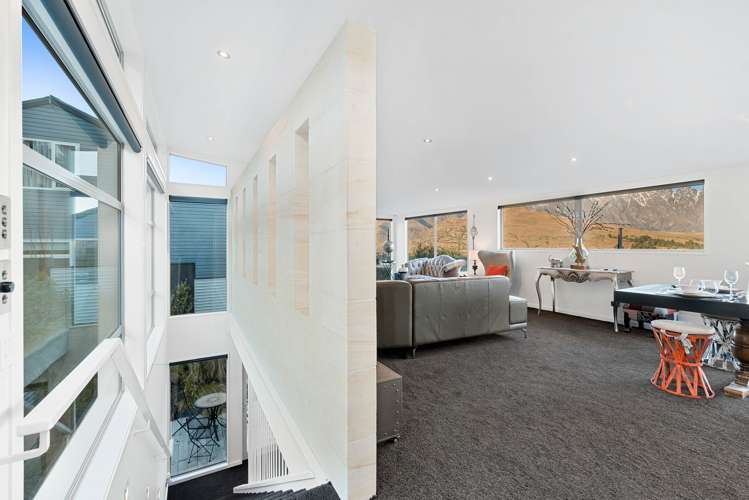 84 Hensman Road Queenstown_9