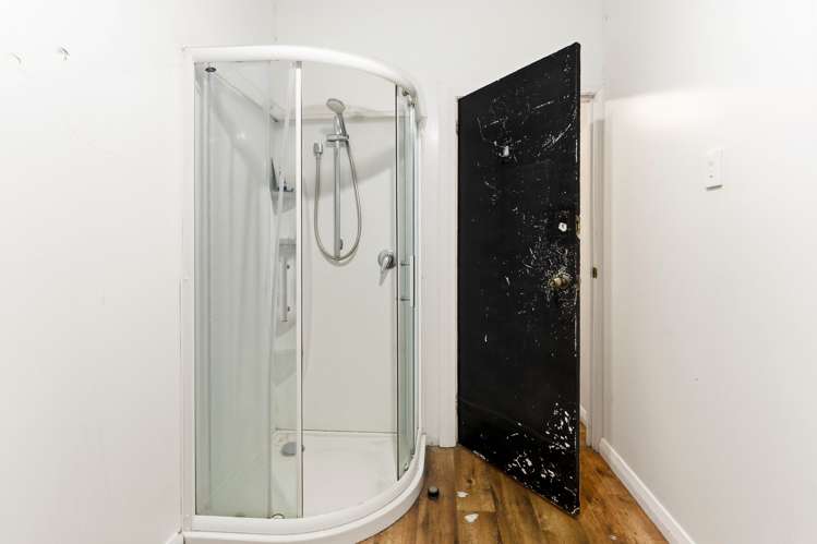 91 & 91A London Street Dunedin Central_11