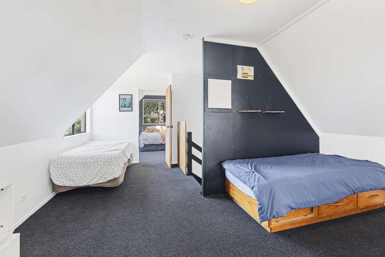 1138 South Road Oakura_20