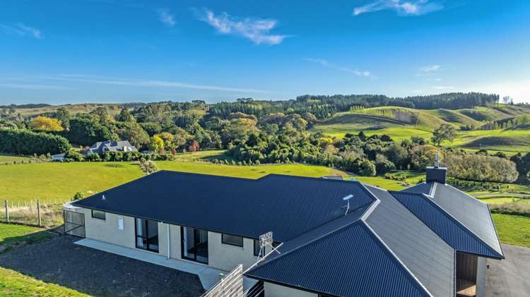 46 Fry Road Halcombe_21
