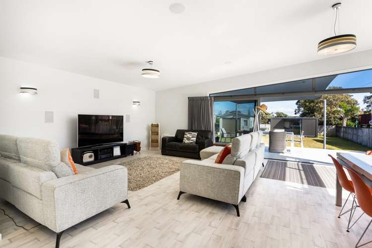 620 Ocean Road Whangamata_7