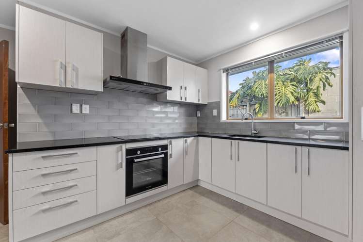 2/51 Huia Road Papatoetoe_5