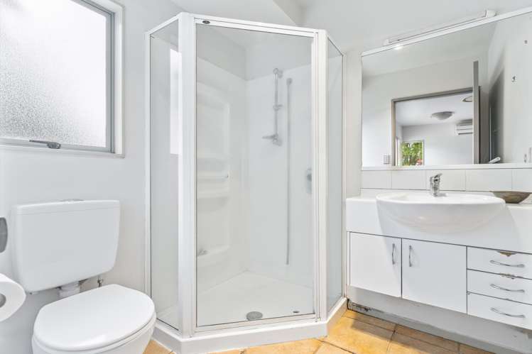 90A Atkinson Road Titirangi_17