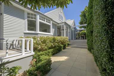 69 Grace Road_4