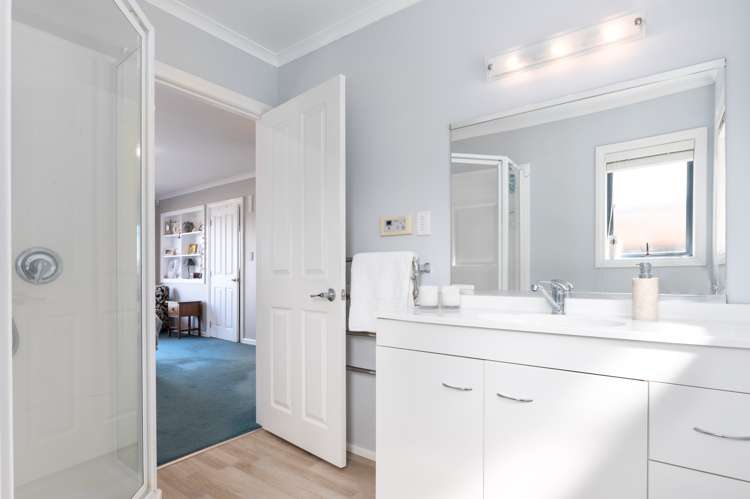 20 Friesian Place Grandview Heights_19