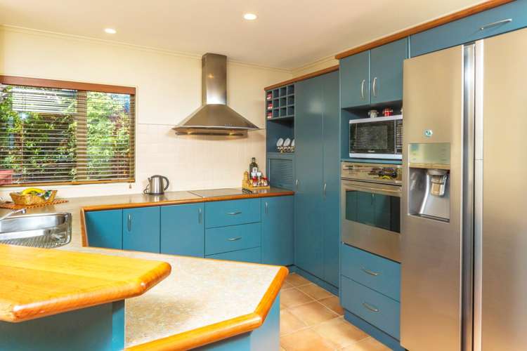 12a Kimberly Grove Greenhithe_13