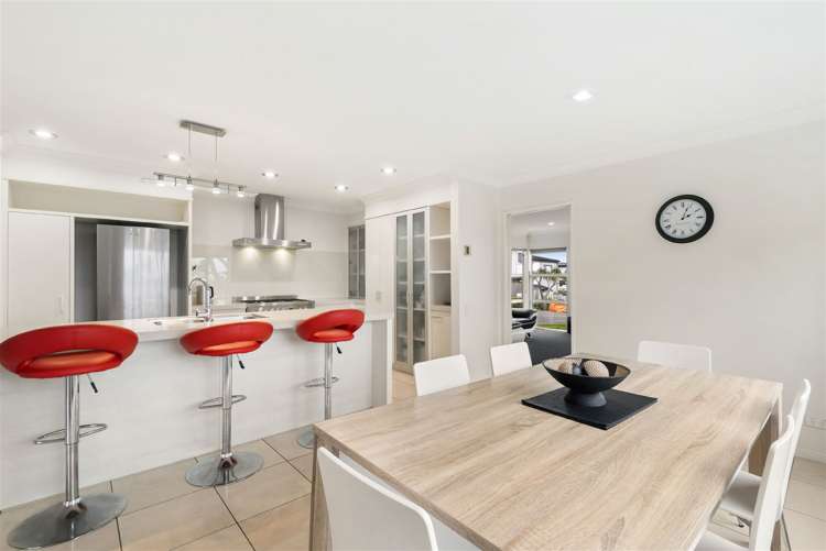 92 Oakway Drive Schnapper Rock_3