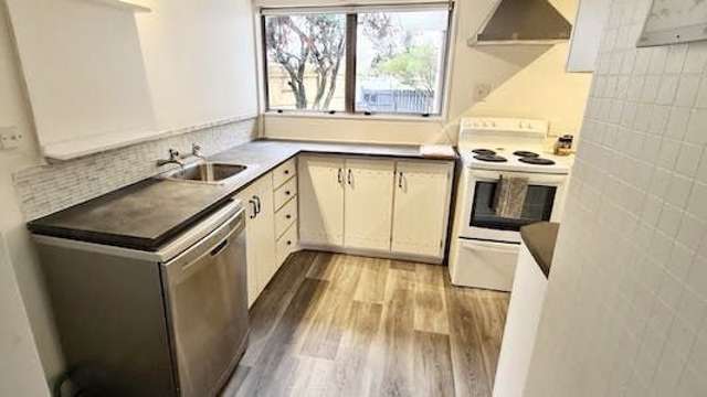 586A Pioneer Highway Highbury_1