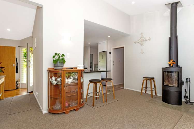 12 Marian Drive Inner Kaiti_4