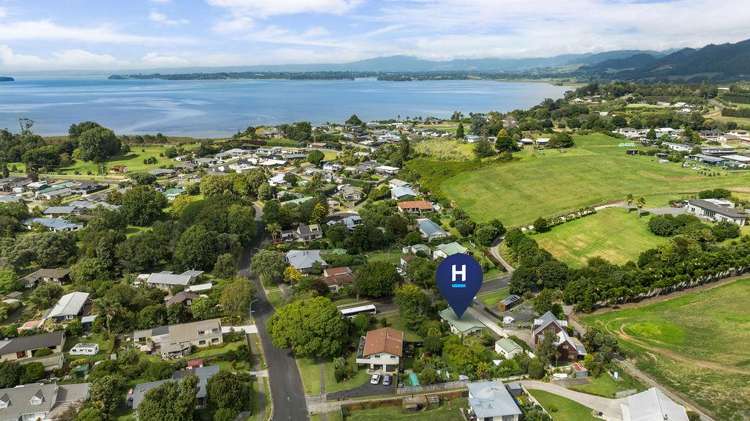 2 Adela Stewart Drive Athenree_27