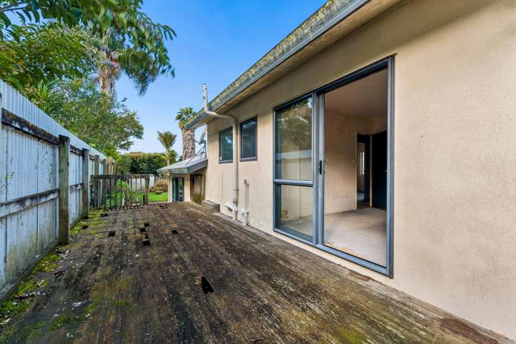 2/27 Lingfield Street Glenfield_13