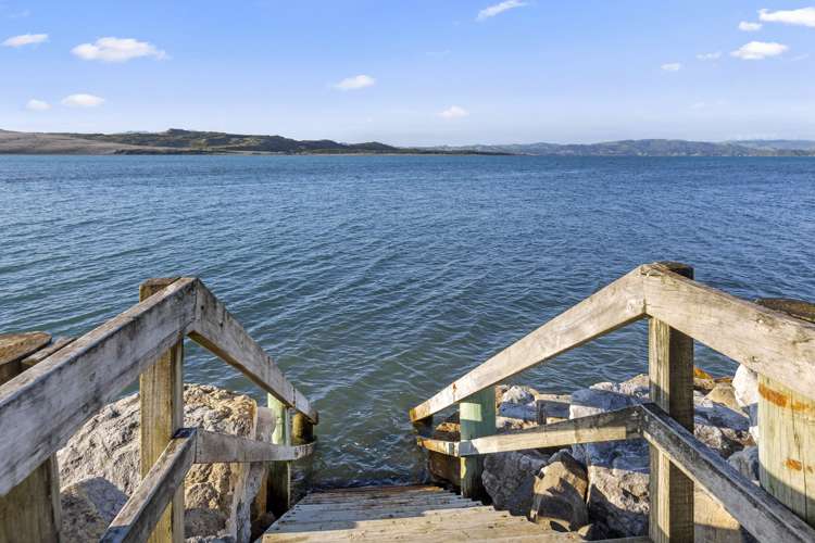 510 Lawton Drive Aotea Harbour Kawhia_3