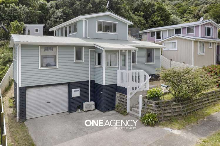54 Cardiff Crescent Cannons Creek_0