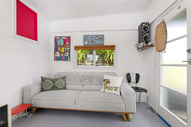 26 Lily Street Raglan_7