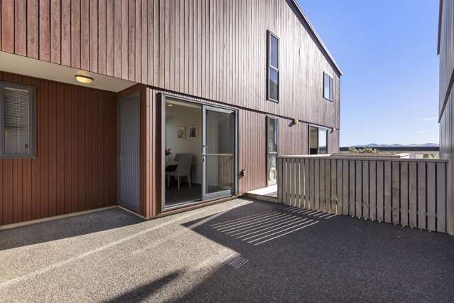 Modern, Easy Care Living