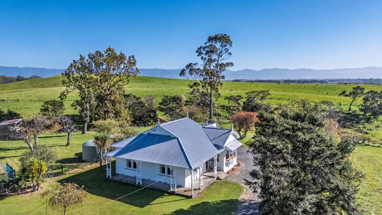 1322 Lake Ferry Road Martinborough_22