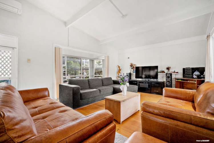 76 David Avenue Hillpark_5