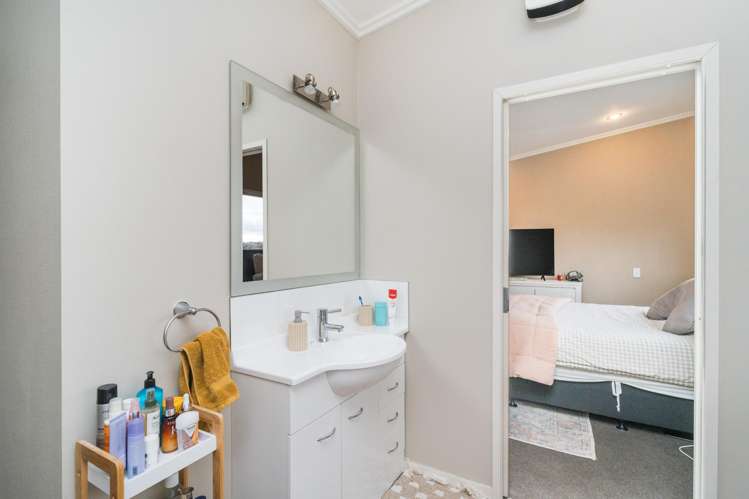 75C East Street Feilding_25