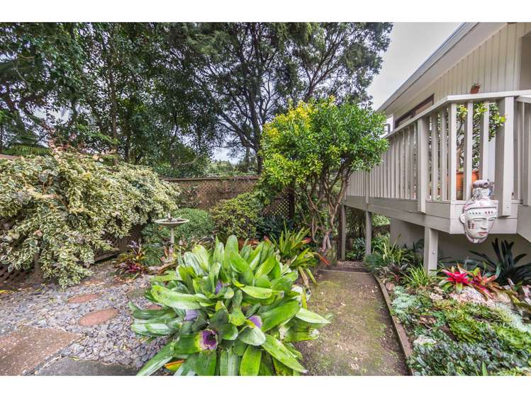 2/39 Brunton Place Glenfield_11