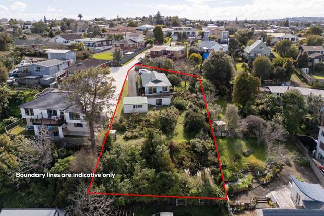 40 Ellesmere Crescent Pakuranga Heights_1