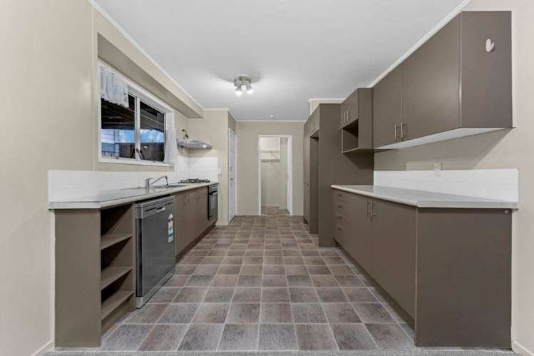 9 Glenbervie Crescent Massey_4