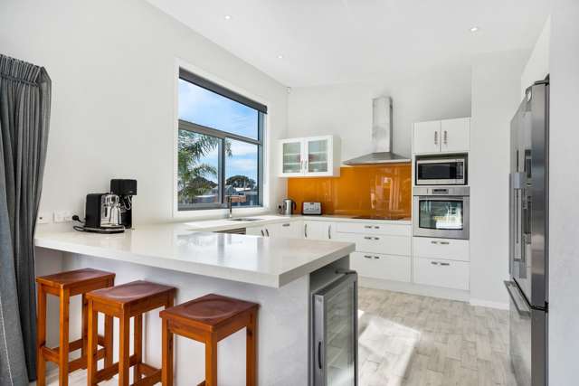 620 Ocean Road Whangamata_3