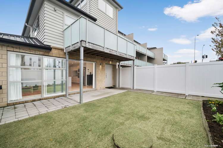 1e Bollard Avenue Mount Albert_14