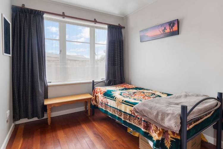 15 Arnold Street Leamington_11