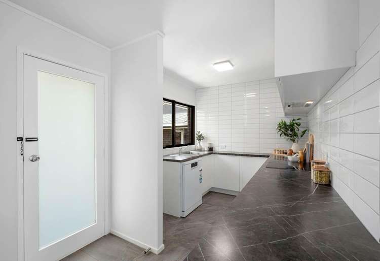 2/59 Norwood Road Bayswater_6