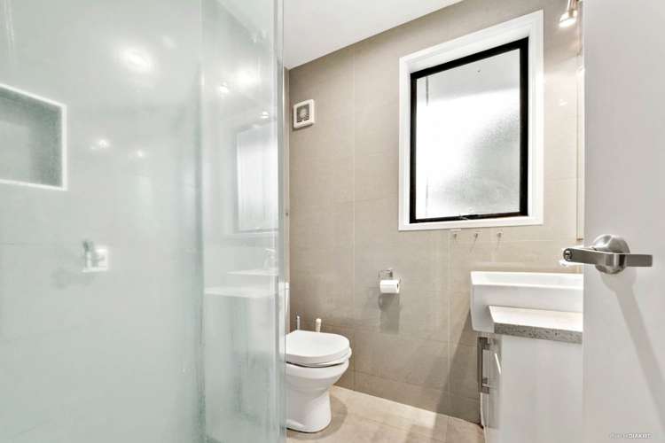 18 Peter Buck Road New Windsor_8