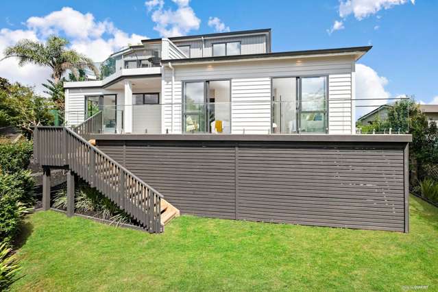 2/56 Woodlands Crescent Browns Bay_3